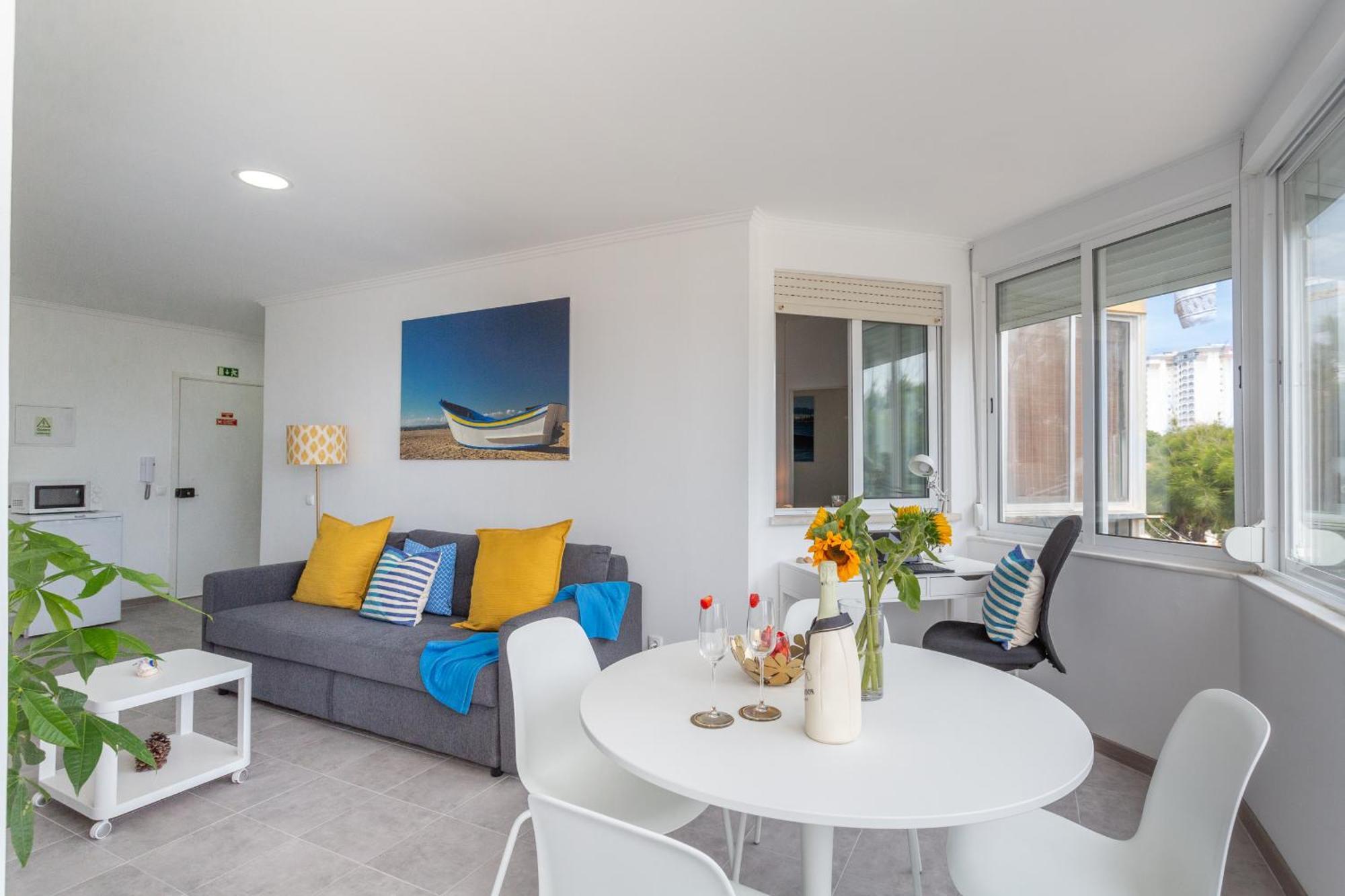 Beguest Beachfront Apartment Caparica Lisbon Costa de Caparica Eksteriør bilde